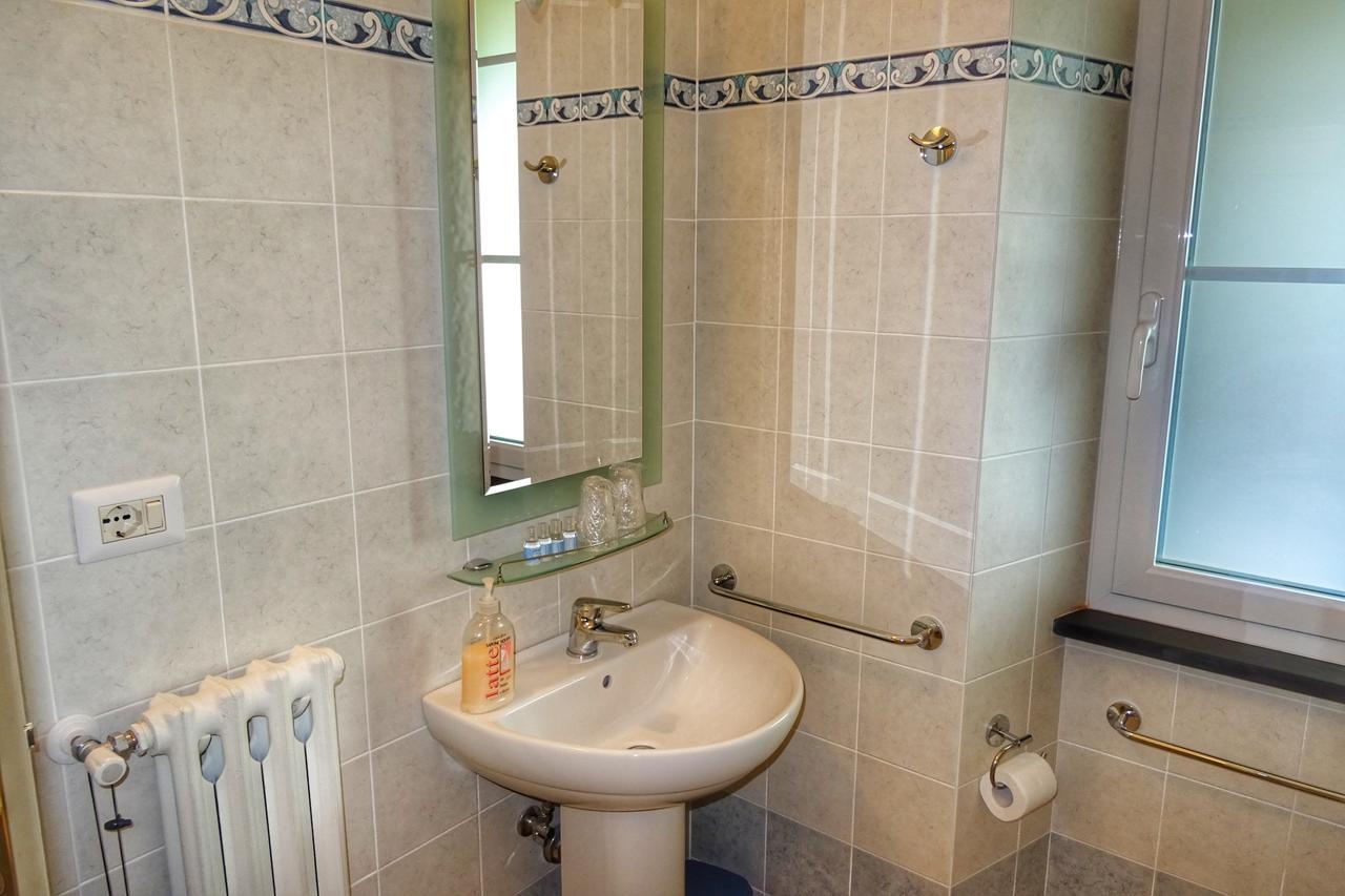 Bed And Breakfast Le Quattro Stagioni Neirone Exterior foto